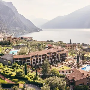 **** Hotel Caravel Italy